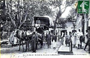Aumale - Arrivee du courreir de Bou-Saada